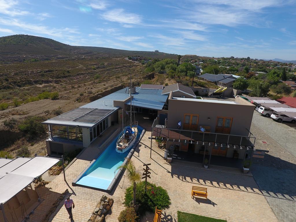 Mount Noah Lodge Oudtshoorn Exterior photo