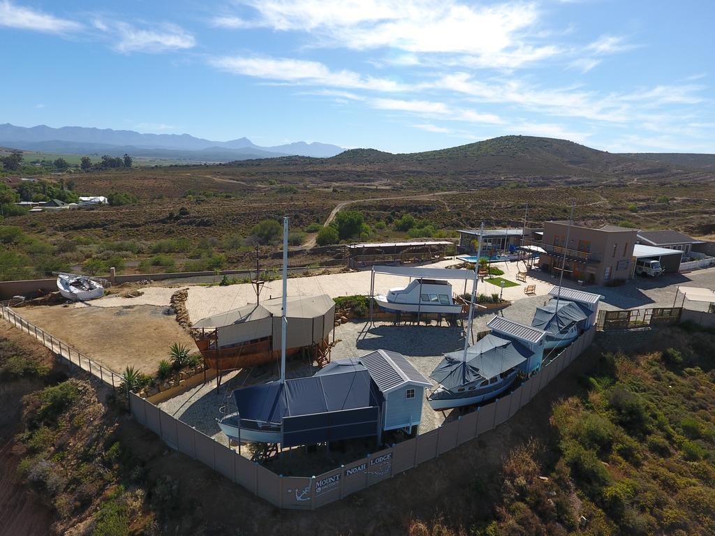 Mount Noah Lodge Oudtshoorn Exterior photo